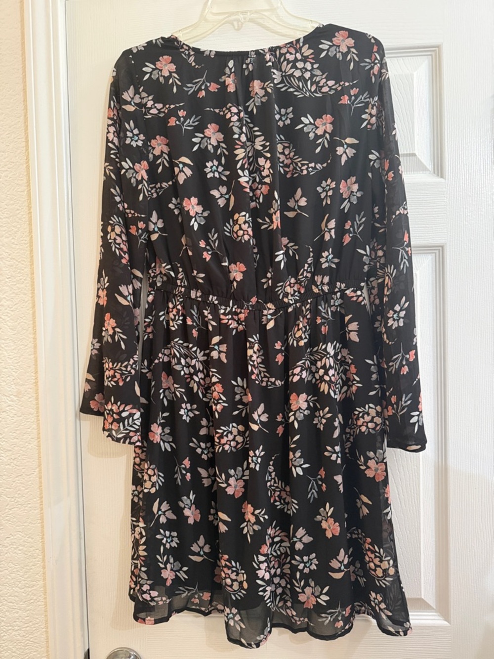 lovestitch Black Floral V-Neck Long Sleeve Dress with Pink Flowers - Picture 6 of 8